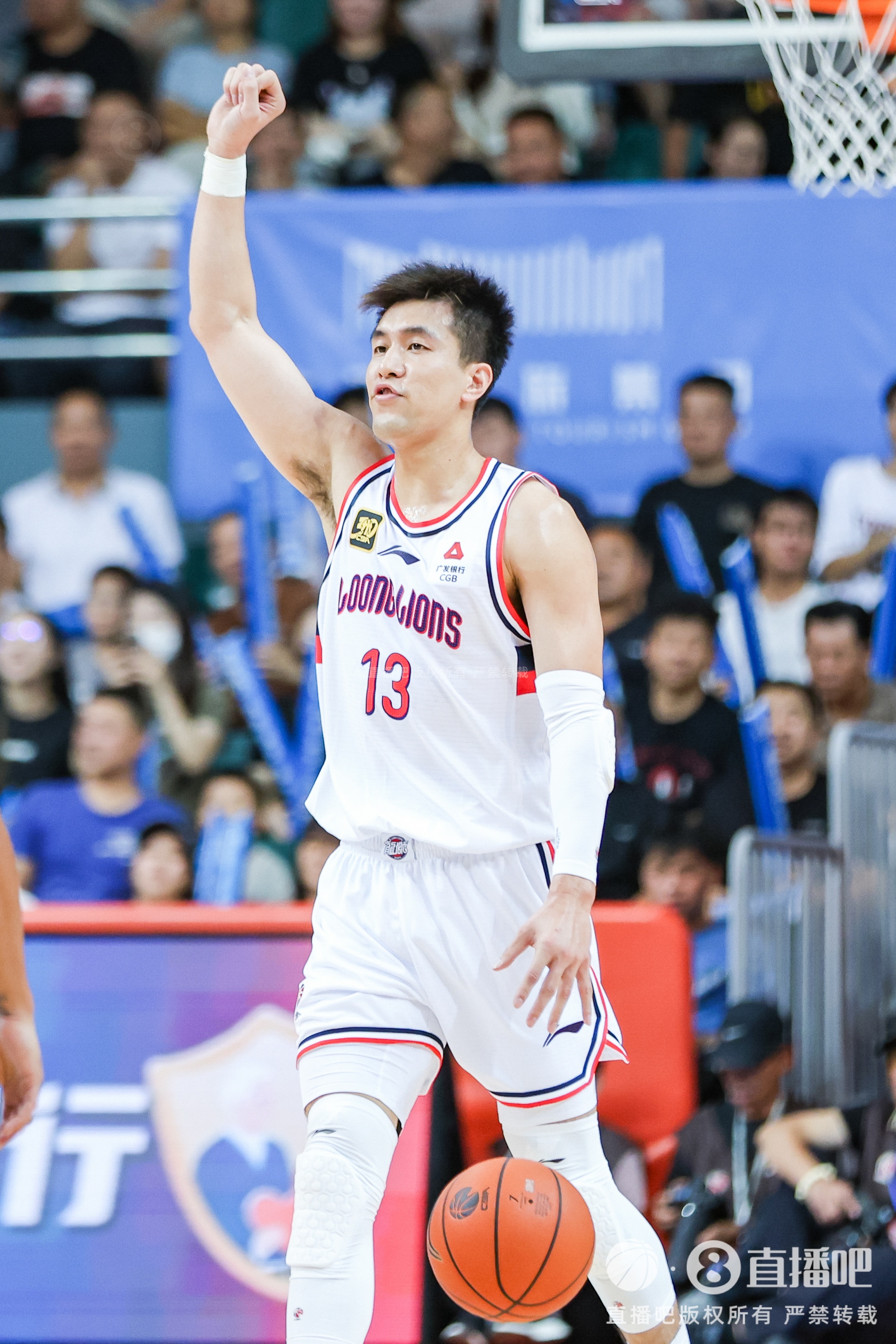 郭艾伦前交叉韧带断了！莫兰德：会一直支持你 大兄弟恢复好身体